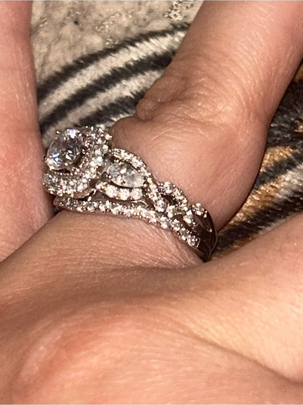 Newshe double halo cushion cut silver wedding set SIZE 8
